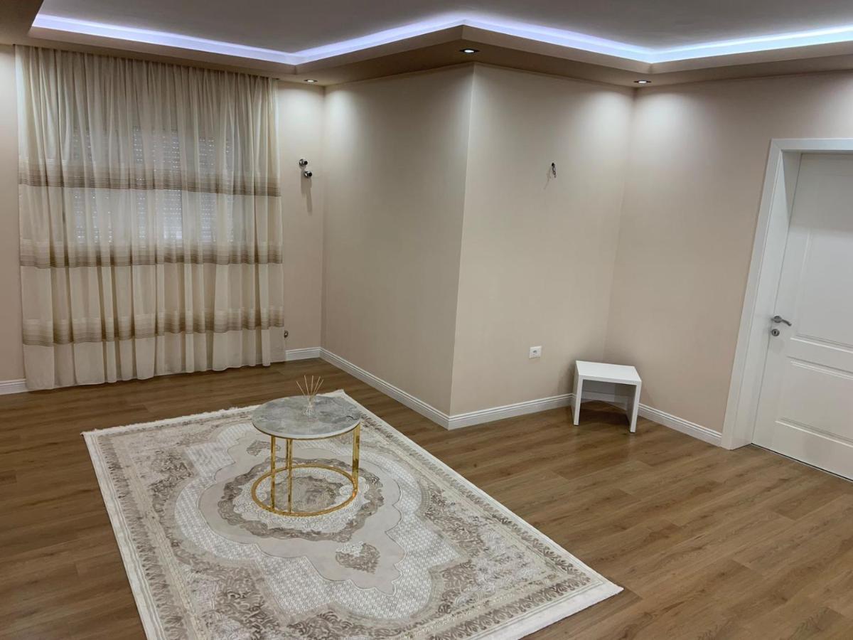 Vila Qyteza 科尔察 外观 照片